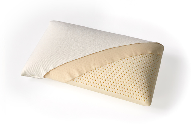 foam pillow with multilayer construction